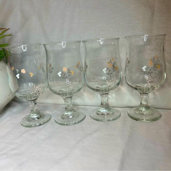 Set of 4 Pfaltzgraff Remembrance Goblets - Picture 6 of 9